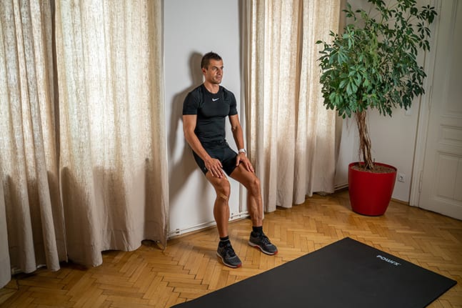 Übungen nach Kreuzbandriss - Wandhocke